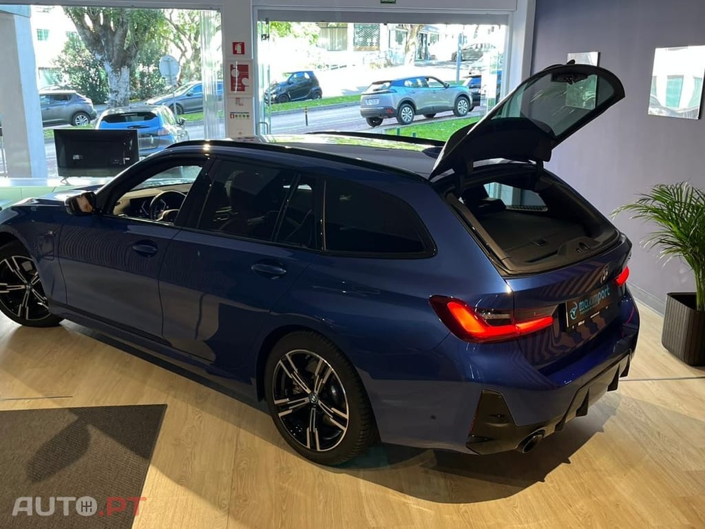 BMW 330 e Pack Desportivo M Auto