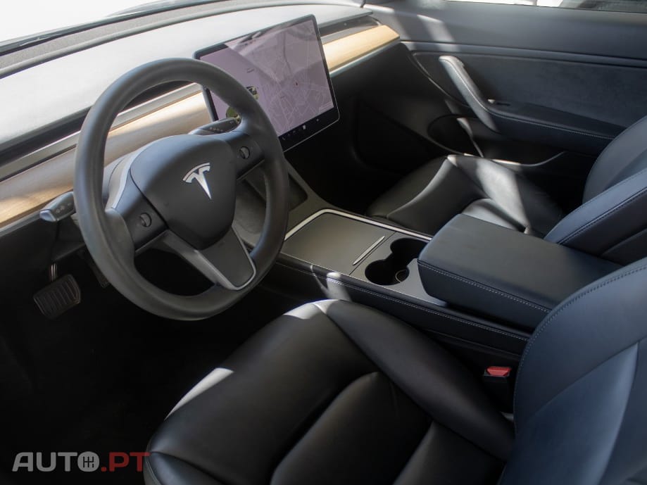 Tesla Model 3 Standard RWD Plus