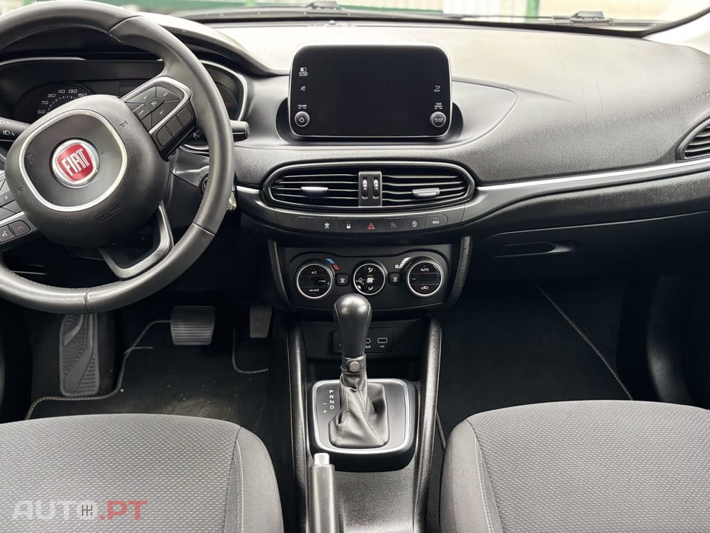 Fiat Tipo 1.6 M-Jet Lounge J17 DCT
