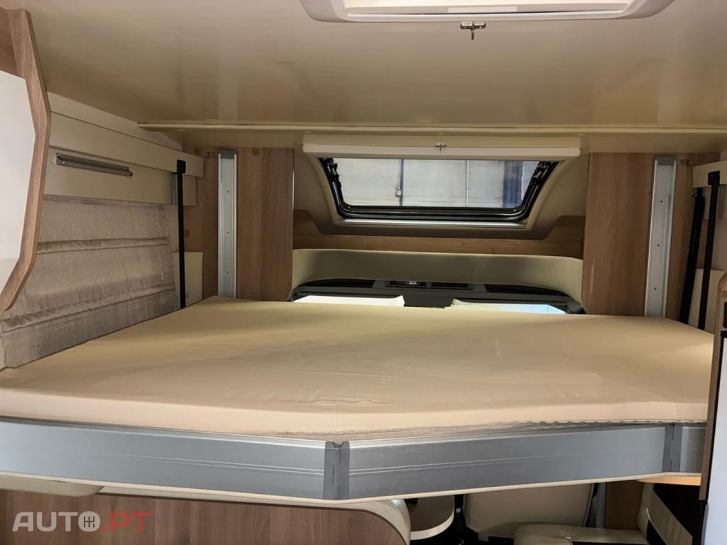 Ford Transit 2.2 Roller Team