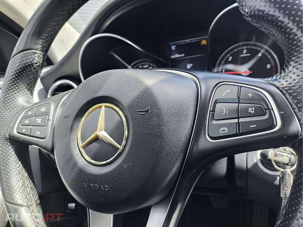 Mercedes-Benz C 200  BlueTEC Avantgarde 