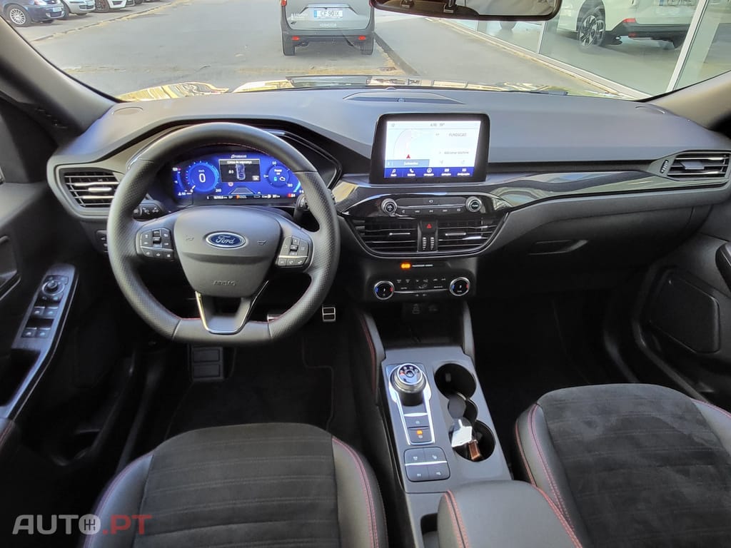 Ford Kuga 2.5 PHEV ST-Line X