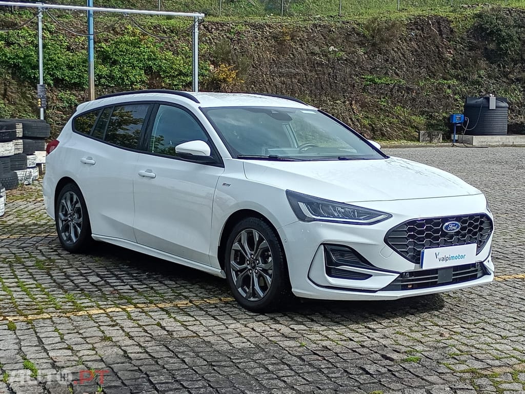 Ford Focus SW 1.0 EcoBoost MHEV ST-Line
