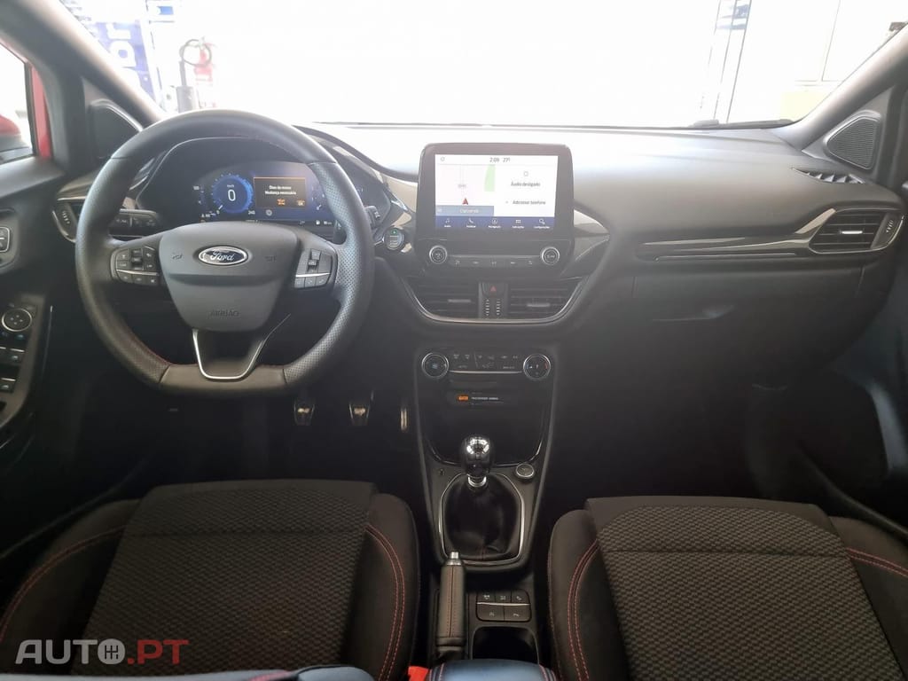 Ford Puma 1.0 EcoBoost MHEV ST-Line — fotografia 11
