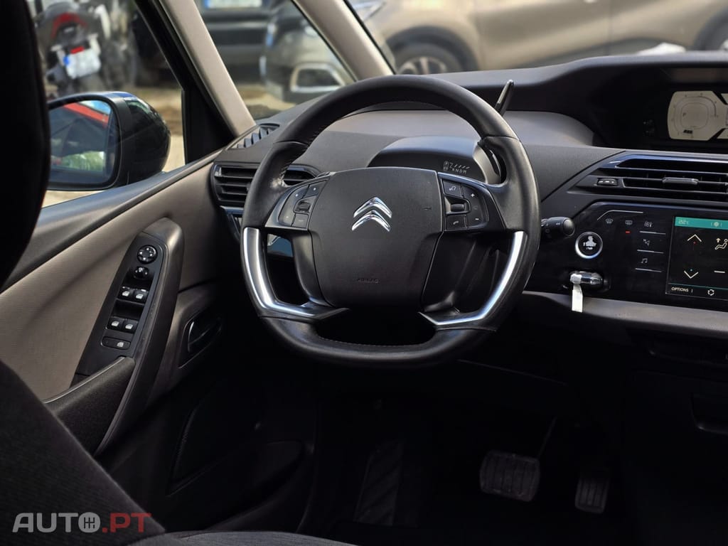 Citroen C4 SpaceTourer 1.5 BlueHDi Shine EAT8