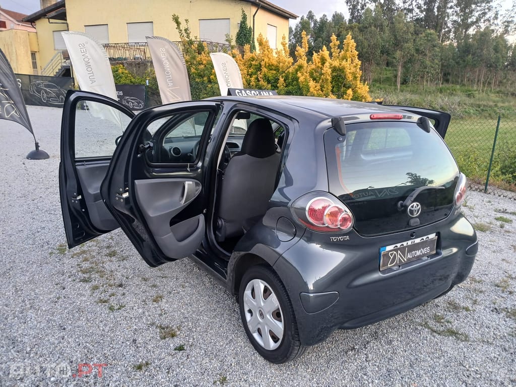 Toyota Aygo 1.0
