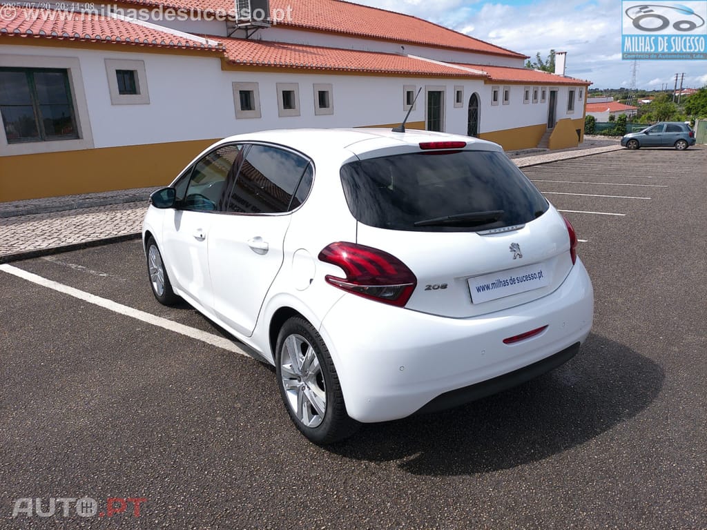 Peugeot 208 1.5 BlueHDI Allure