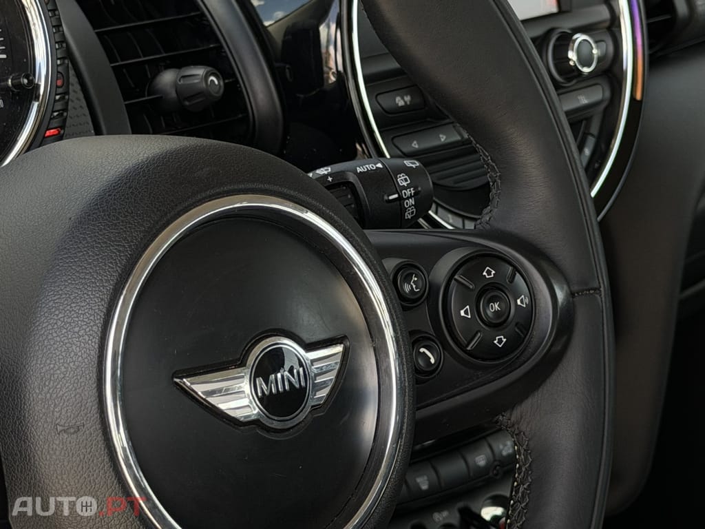 MINI Cooper Cooper D