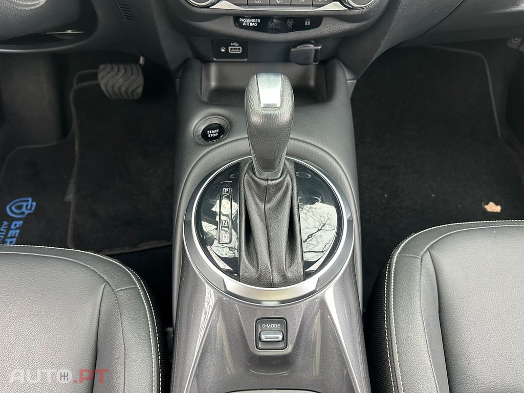 Nissan Juke 1.6 Hybrid Tekna TwoTone T