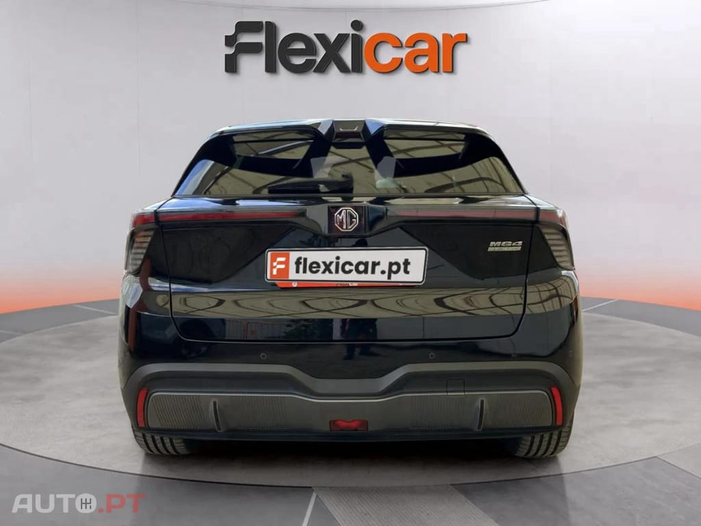 MG MG4 64 kWh Luxury