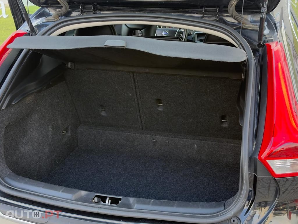 Volvo V40 Cross Country 2.0 D2 Summum Geartronic