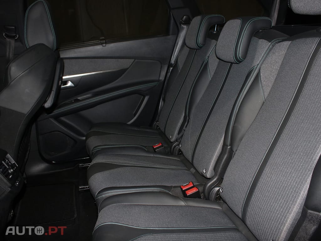Peugeot 5008 1.2 PureTech Allure Pack EAT8
