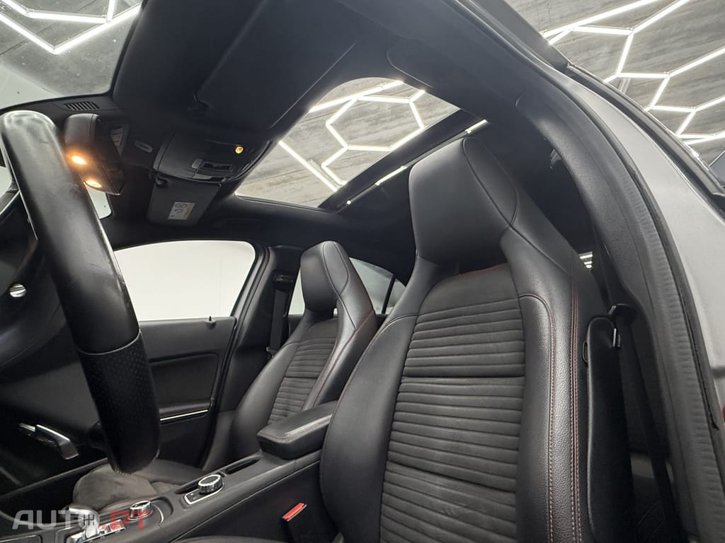 Mercedes-Benz A 45 AMG 4-Matic