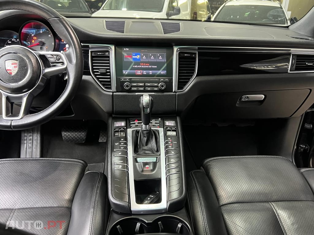 Porsche Macan S