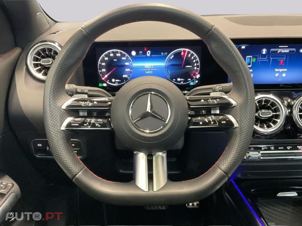 Mercedes-Benz GLA 250 I.V.A DEDUTIVEL e AMG Pack NIGHT