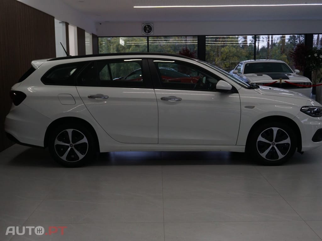 Fiat Tipo 1.6 M-Jet Lounge J17