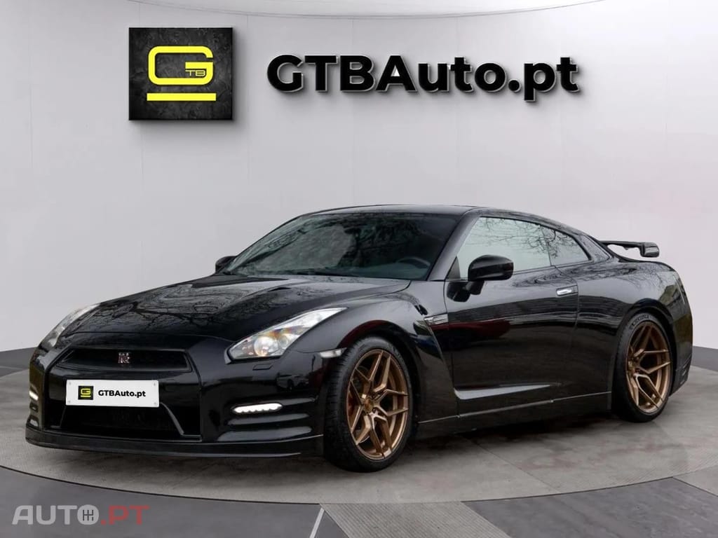 Nissan GT-R Premium
