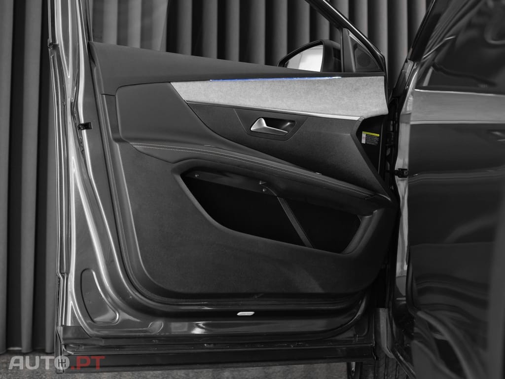 Peugeot 3008 1.6 Hybrid GT Pack e-EAT8