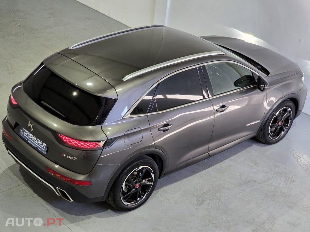 DS DS7 Crossback E-Tense Performance Line EAT8