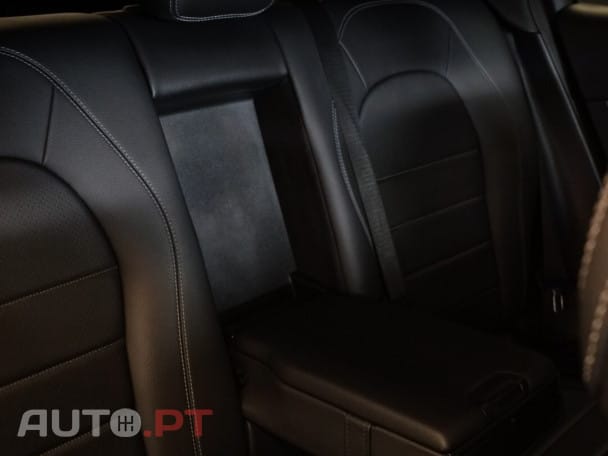 Mercedes-Benz GLC 300 4Matic 9G-TRONIC AMG Line