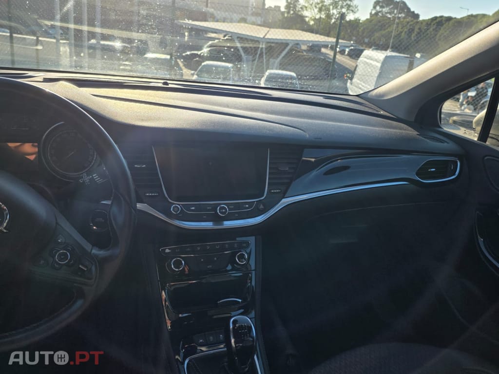 Opel Astra Opel Astra 1.6 CDTI Innovation S/S RM6/SBO/5PC/5PB