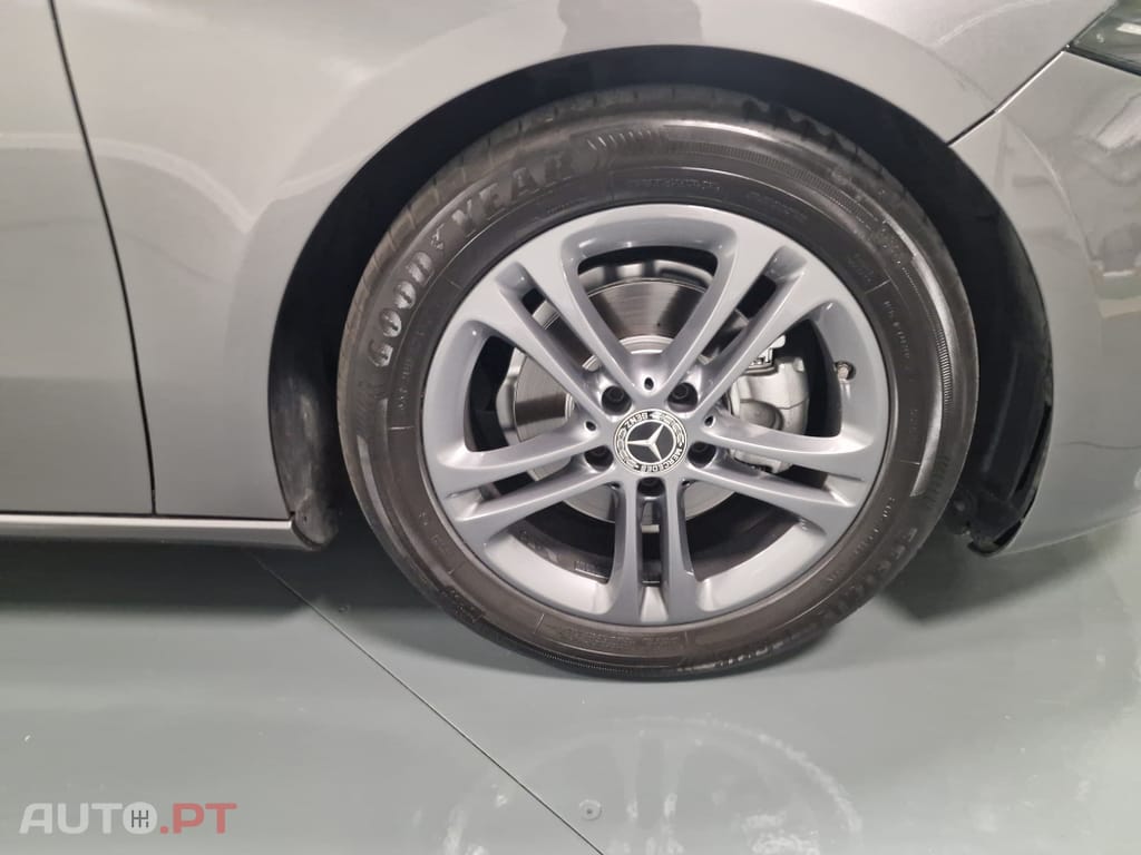 Mercedes-Benz A 180 d Style Plus Aut.
