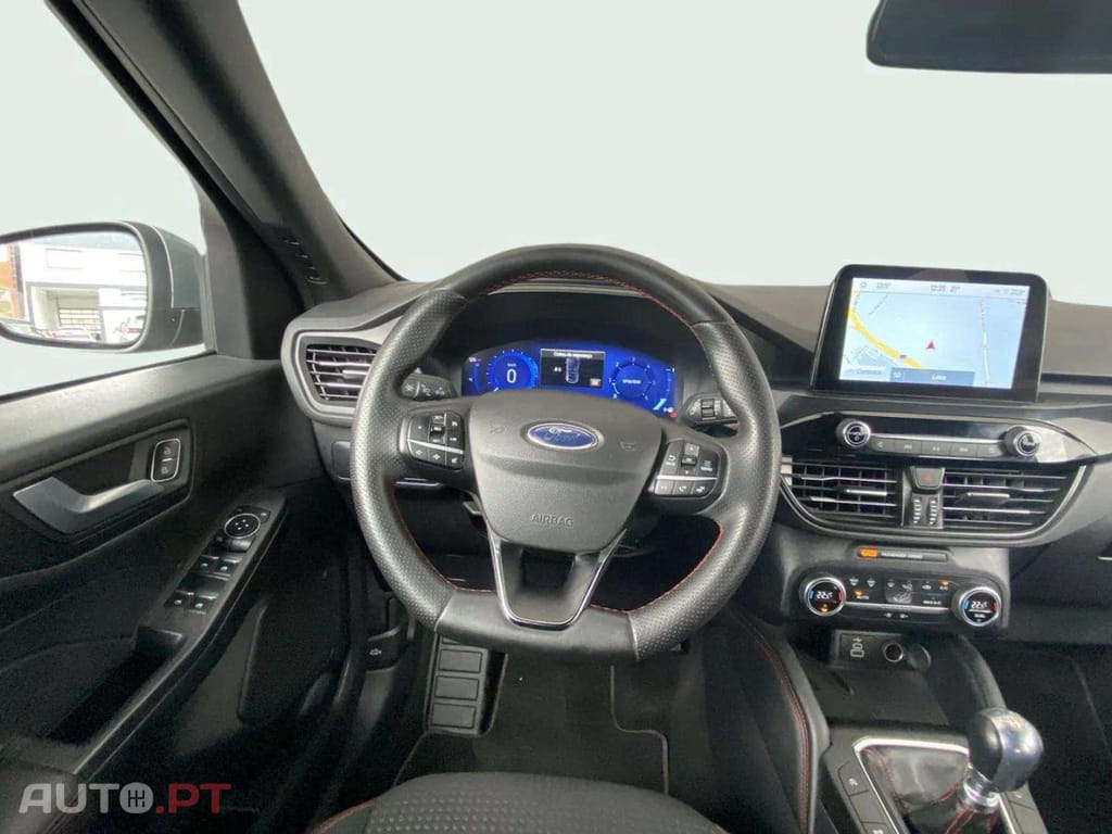 Ford Kuga 1.5 TDCi EcoBlue ST-Line