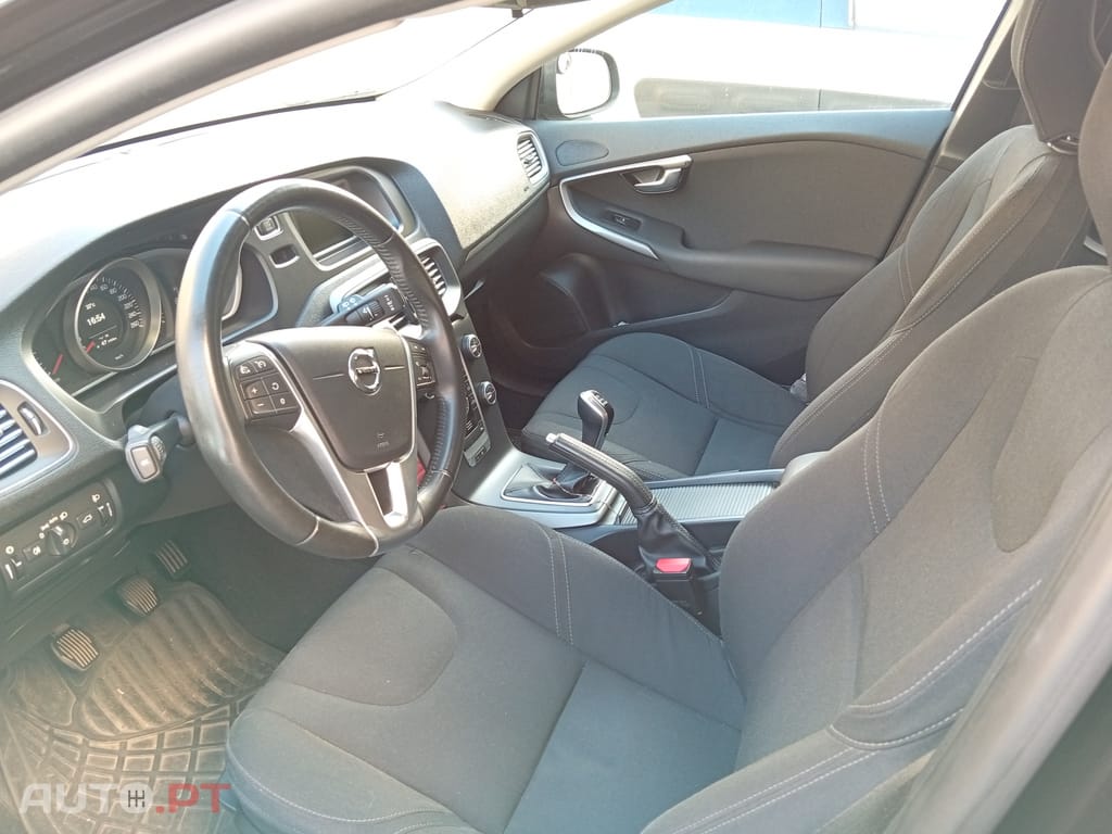 Volvo V40 2.0 D2 Kinetic