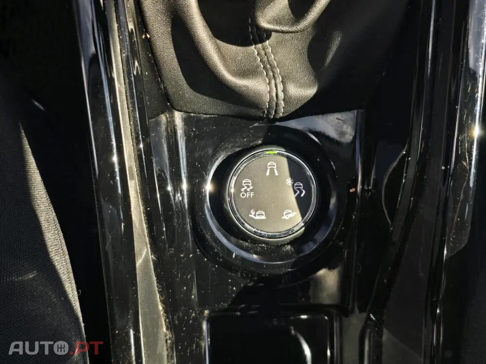 Peugeot 2008 PureTech 130 Allure Pack