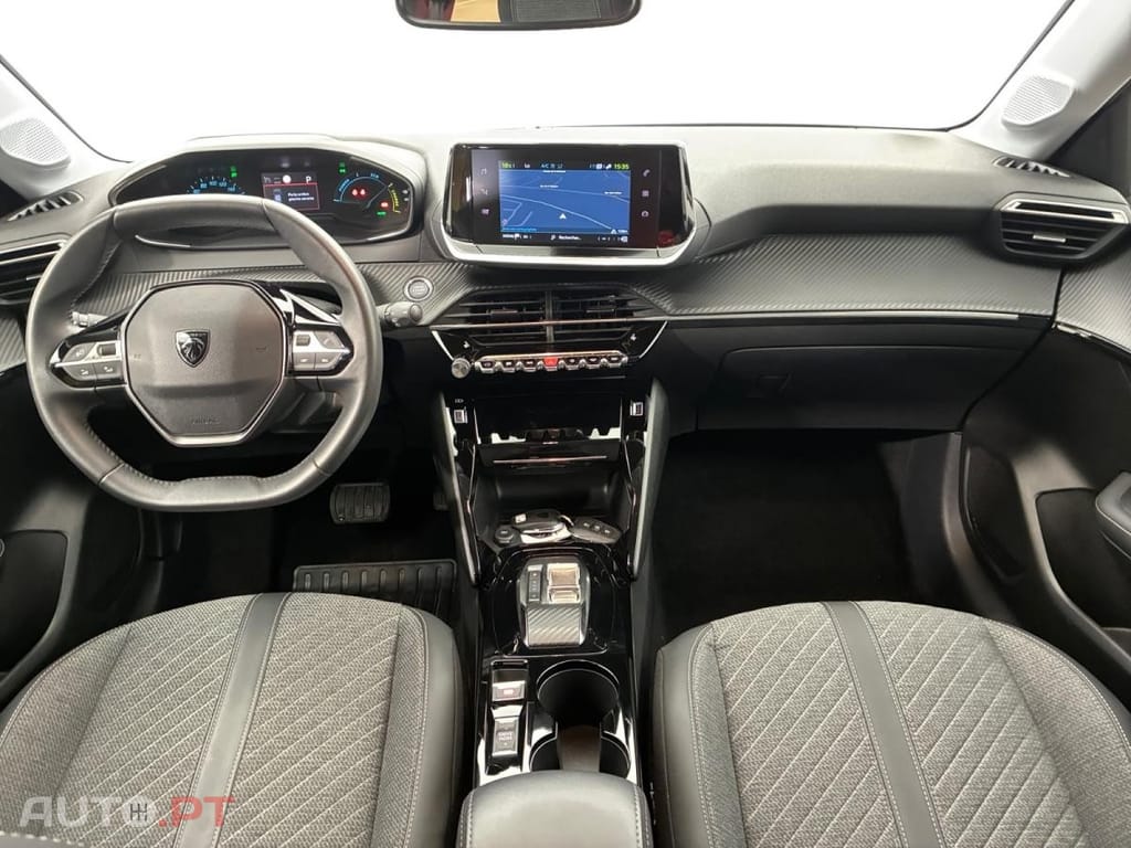Peugeot E-208 50 kWh Style