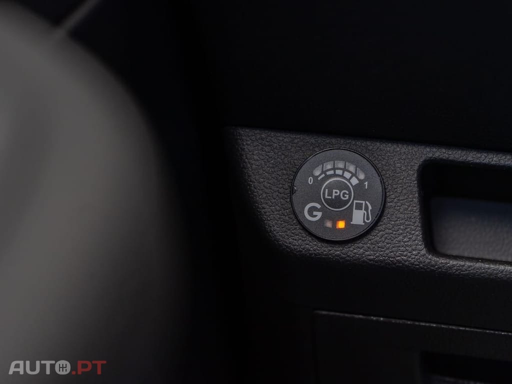 Mitsubishi Colt 1.0 MPI-T Kaiteki Bi-Fuel