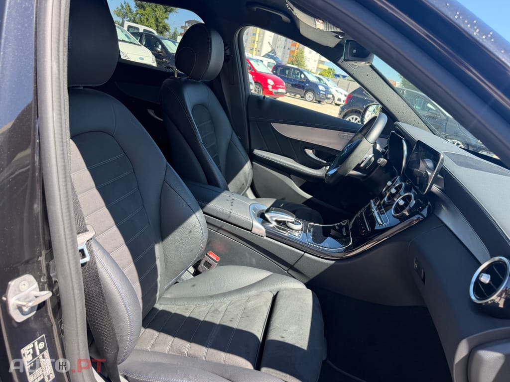Mercedes-Benz C 300 de AMG Line