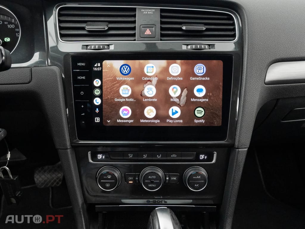 Volkswagen e-Golf AC/DC