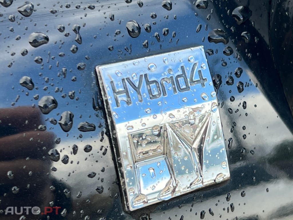 Peugeot 3008 2.0 HDi Hybrid4 Limited Edition