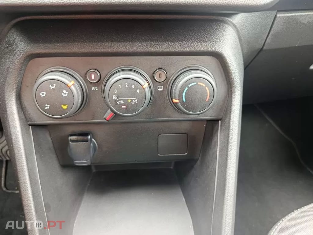 Dacia Sandero 1.0 ECO-G Expression Bi-Fuel