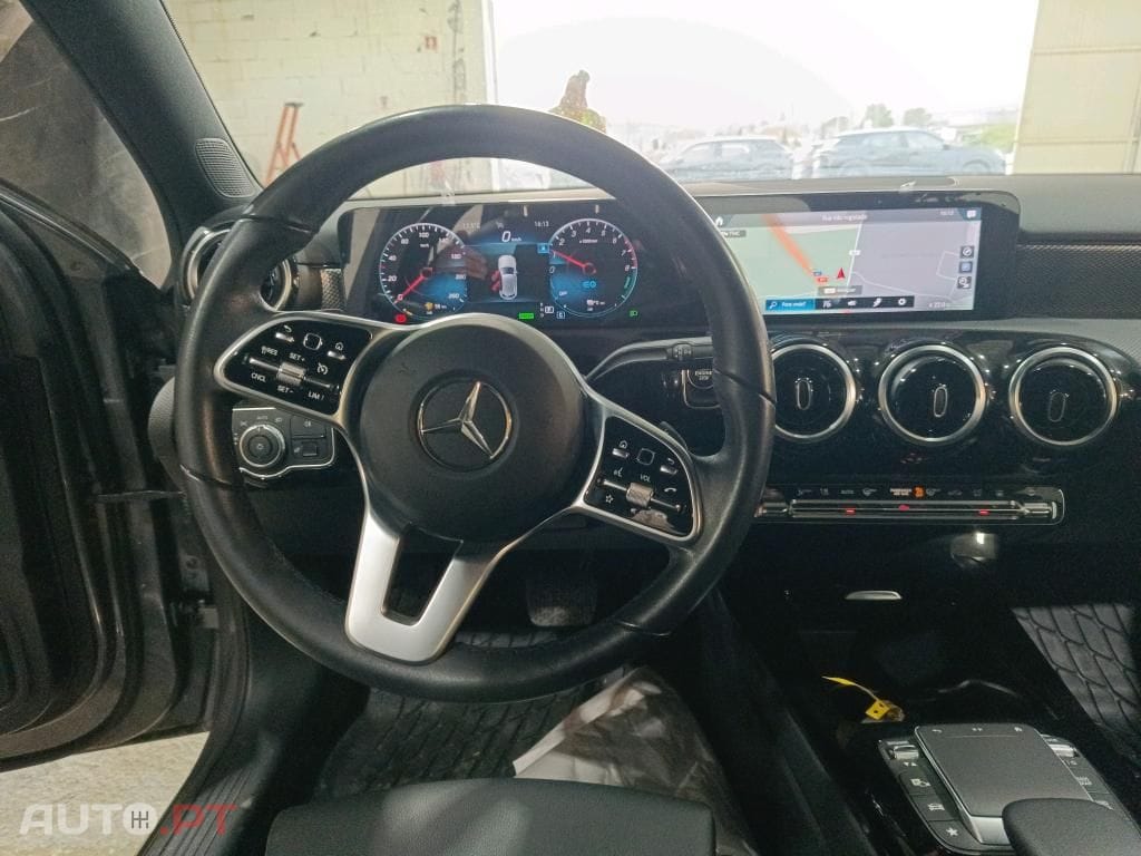 Mercedes-Benz A 250 e Style Plus