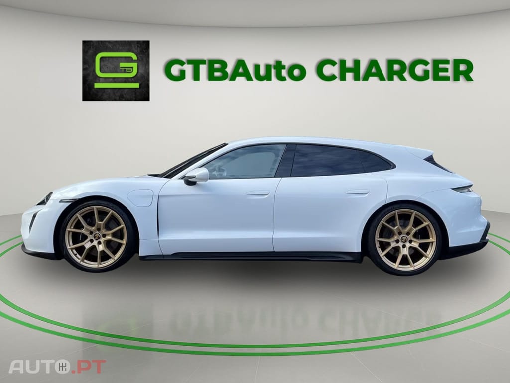 Porsche Taycan GTS I.V.A DEDUTIVEL 