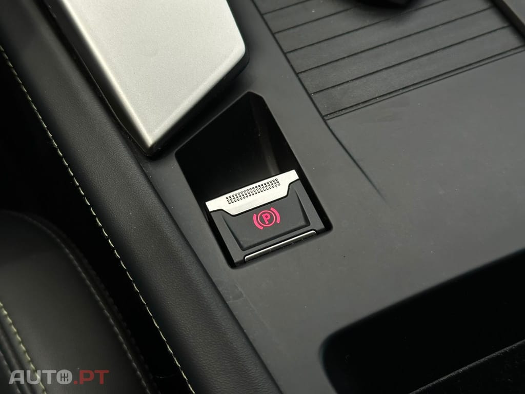 Peugeot 408 1.6 Hybrid GT e-EAT8