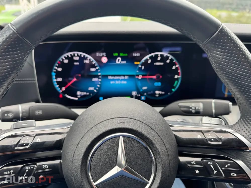 Mercedes-Benz E 300 AMG