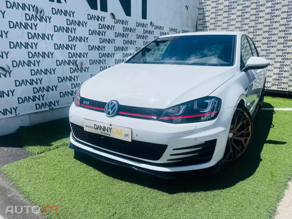 Volkswagen Golf GTI BlueMotion DSG