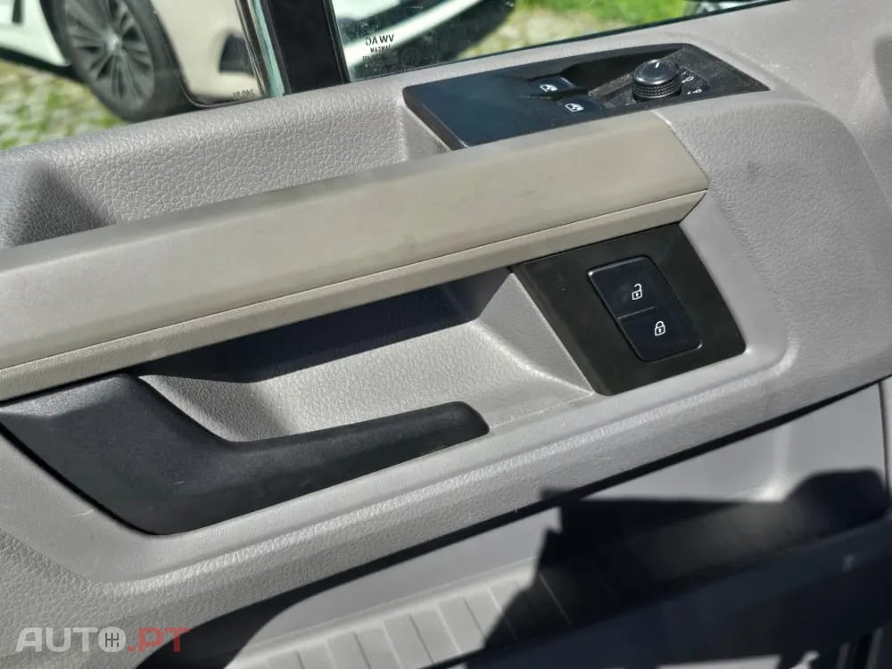 Volkswagen Crafter 35 2.0 TDI CD L3 Médio