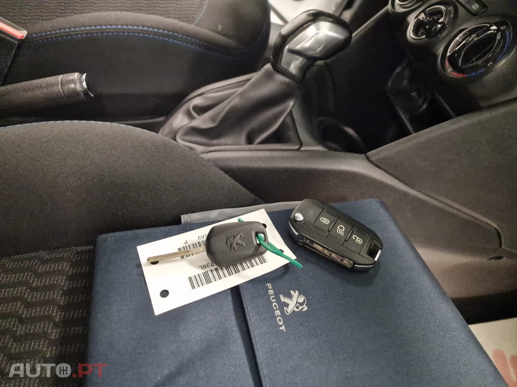 Peugeot 208 1.6 BlueHDi Style