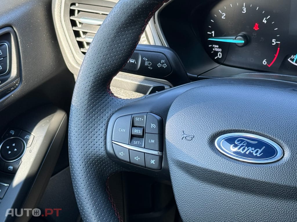 Ford Focus 1.5 TDCi EcoBlue ST-Line Aut.