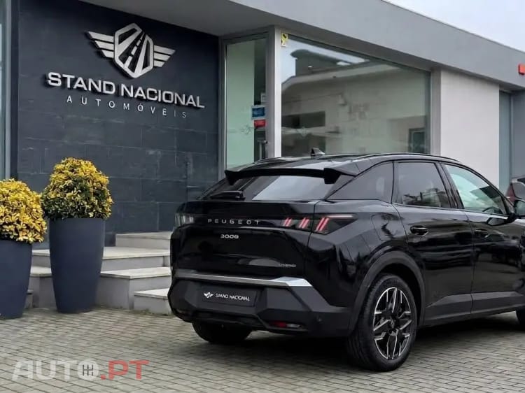 Peugeot 3008 1.2 Hybrid Allure e-DCS6