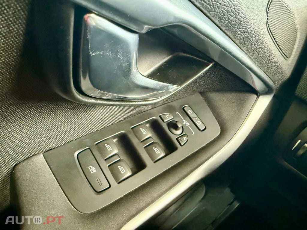Volvo V40 2.0 D2 Momentum