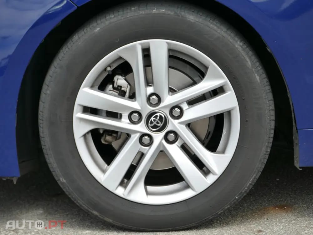 Toyota Corolla 1.8 Hybrid Active