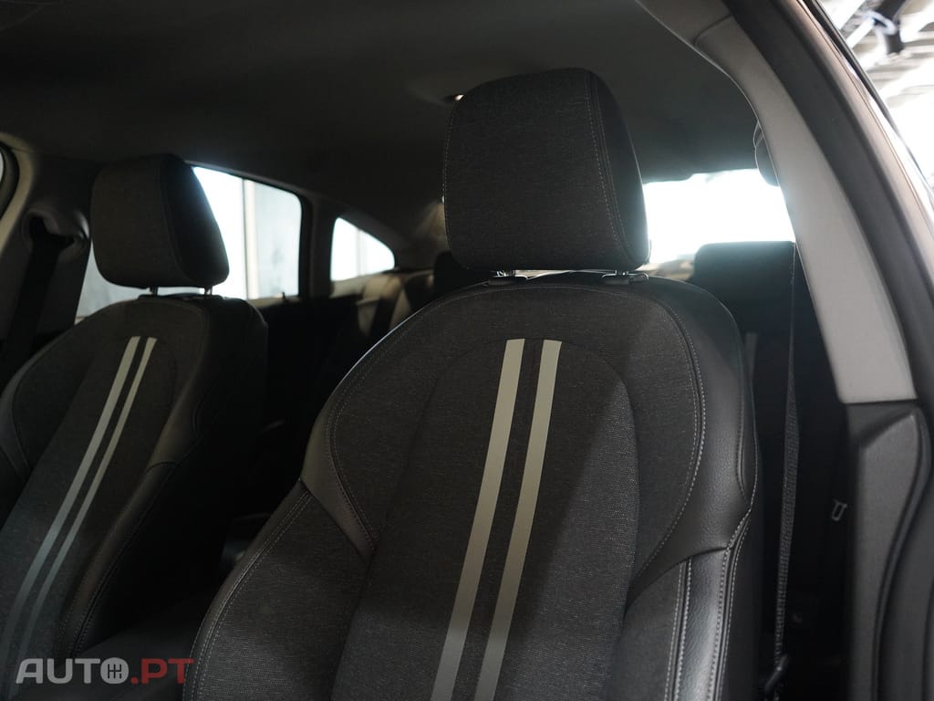 BMW 218 d Line Sport