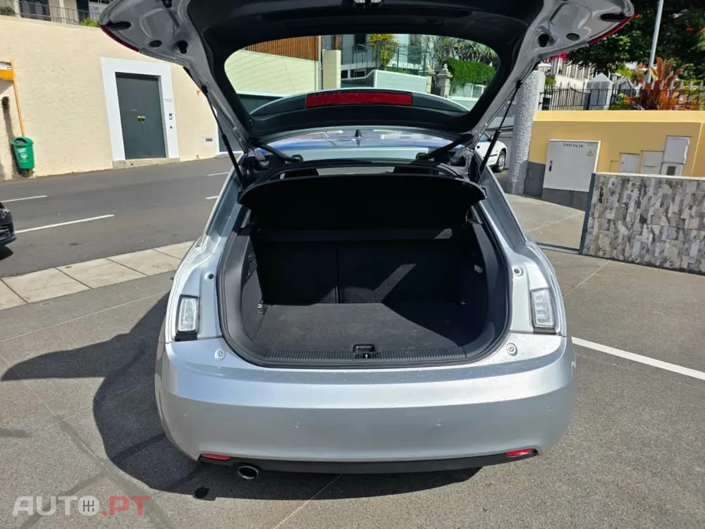 Audi A1 1.6 TDI S-line
