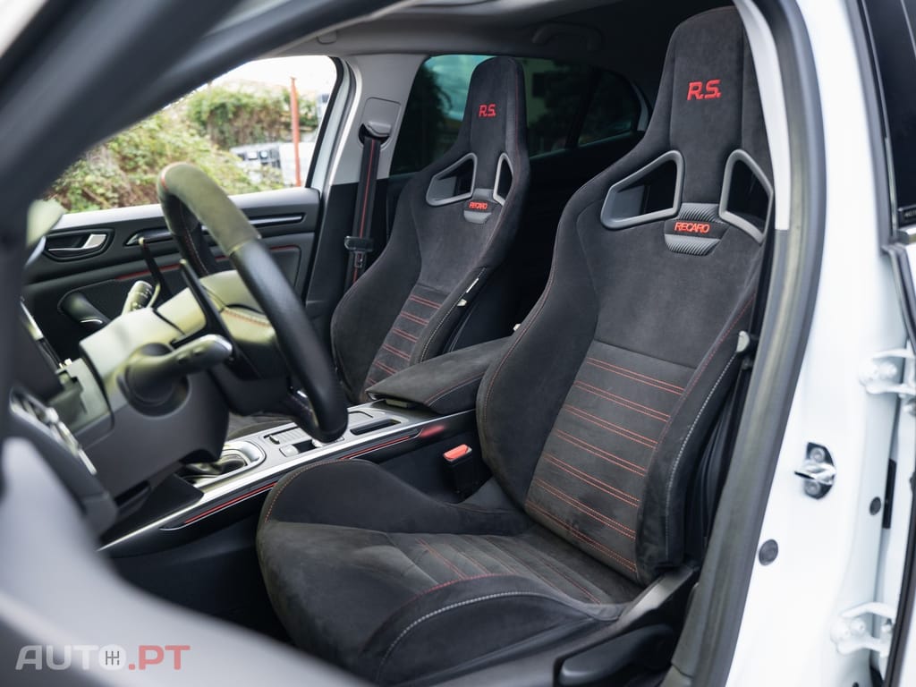 Renault Mégane TCe 300 GPF EDC R.S. TROPHY