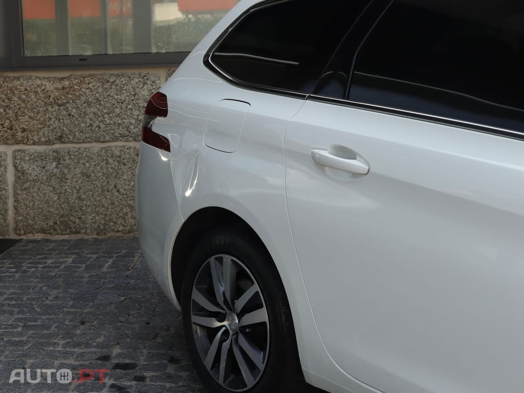 Peugeot 308 SW 1.5 BlueHDi Allure Pack